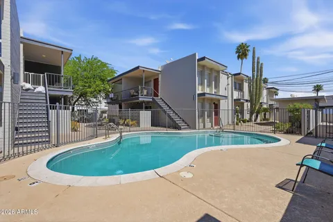 a view of outdoor space yard deck and patio