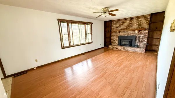 $594,900 | 7000 South Us Highway, Freedom, IN 47431