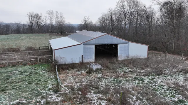 $614,900 | 7000 South Us Highway, Freedom, IN 47431