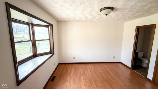 $594,900 | 7000 South Us Highway, Freedom, IN 47431