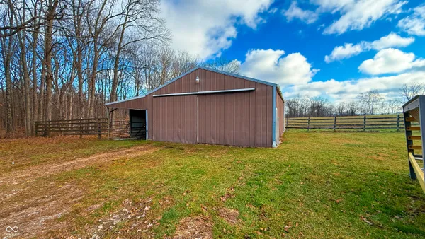 $594,900 | 7000 South Us Highway, Freedom, IN 47431