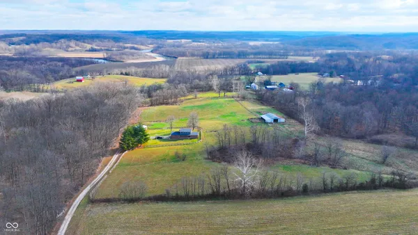$594,900 | 7000 South Us Highway, Freedom, IN 47431