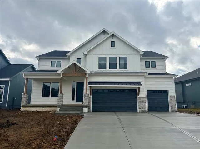 $826,240 | 1605 Southwest Arbor Park Drive, Lee's Summit, MO 64082