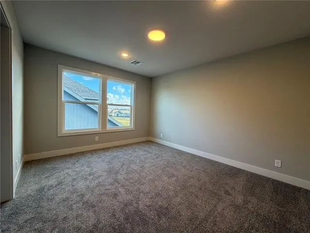 $826,240 | 1605 Southwest Arbor Park Drive, Lee's Summit, MO 64082