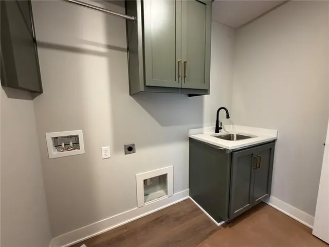 $826,240 | 1605 Southwest Arbor Park Drive, Lee's Summit, MO 64082