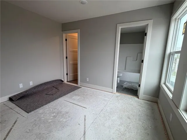 $826,240 | 1605 Southwest Arbor Park Drive, Lee's Summit, MO 64082