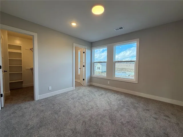 $826,240 | 1605 Southwest Arbor Park Drive, Lee's Summit, MO 64082