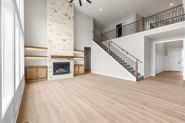 $826,240 | 1605 Southwest Arbor Park Drive, Lee's Summit, MO 64082