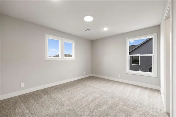 $826,240 | 1605 Southwest Arbor Park Drive, Lee's Summit, MO 64082