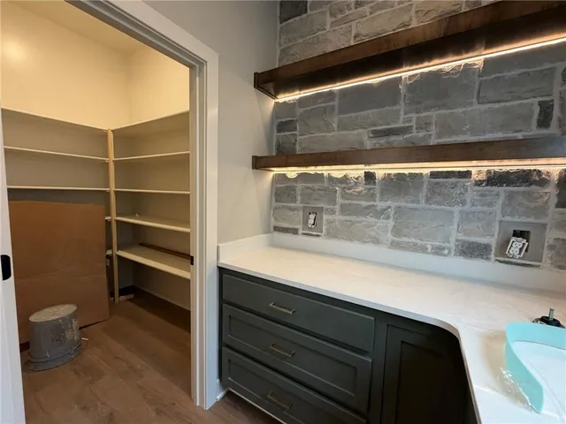 $826,240 | 1605 Southwest Arbor Park Drive, Lee's Summit, MO 64082