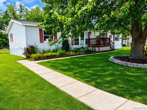 $74,900 | 14 Hampi Court, Swartz Creek, MI 48473