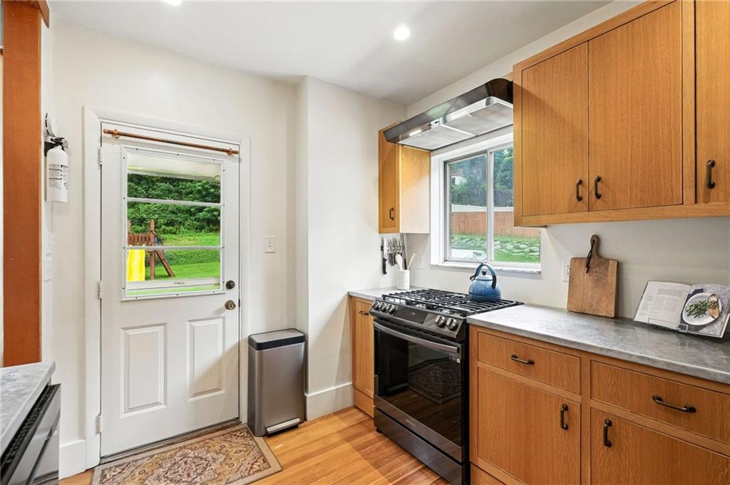 4329 Stanton Avenue Pittsburgh, PA 15201 - Photo 24 of 45