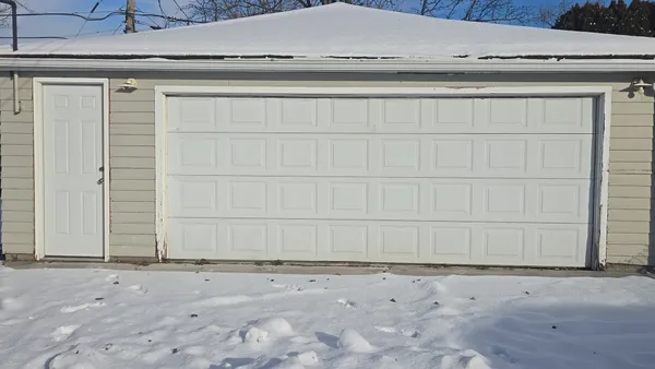 $109,900 | 474 163rd Place, Calumet City, IL 60409