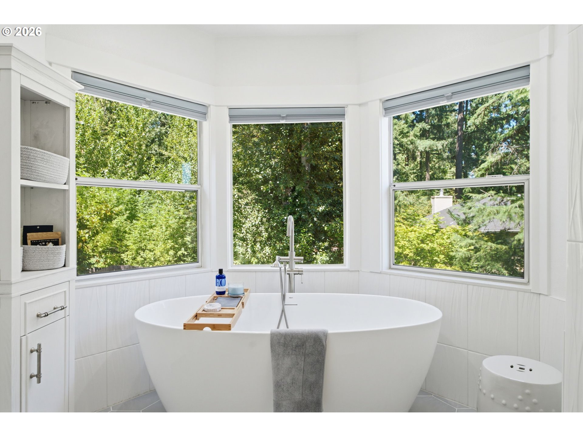 4123 Southwest Comus Street Portland, OR 97219 - Photo 29 of 42 Gallery Image 29