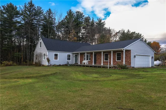 $319,000 | 27 Bennett Lane, Breesport, NY 14816