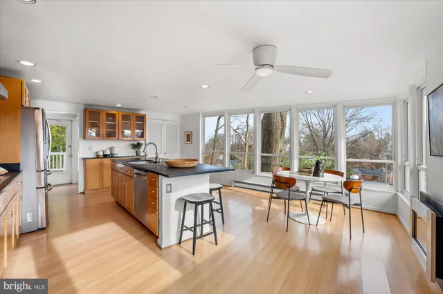 $1,100,000 | 2917 Argyle Drive, Alexandria, VA 22305