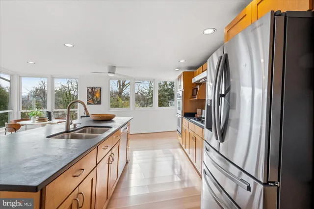 $1,100,000 | 2917 Argyle Drive, Alexandria, VA 22305