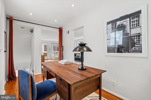 $1,100,000 | 2917 Argyle Drive, Alexandria, VA 22305