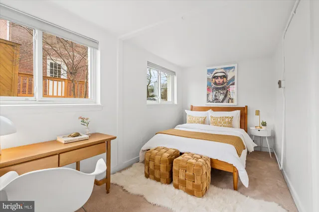 $1,100,000 | 2917 Argyle Drive, Alexandria, VA 22305