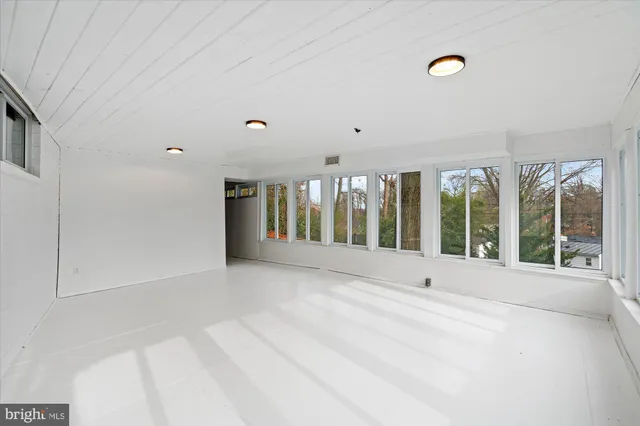 $1,100,000 | 2917 Argyle Drive, Alexandria, VA 22305