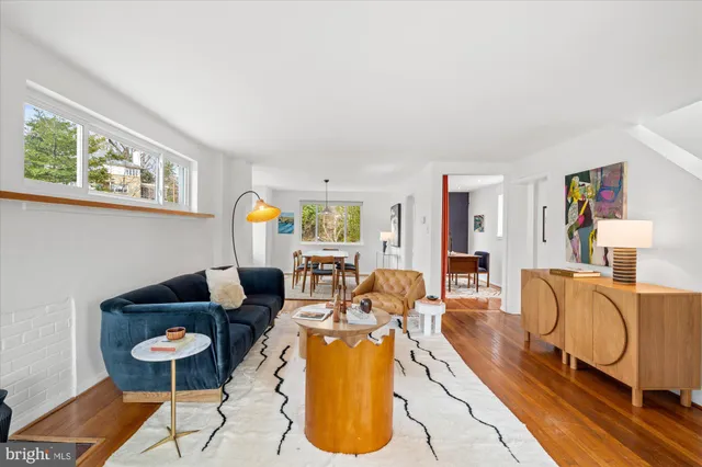 $1,100,000 | 2917 Argyle Drive, Alexandria, VA 22305