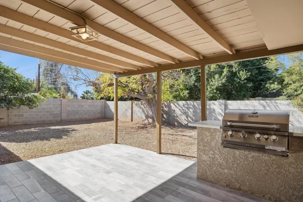 $3,500 | 4144 North 36th Street, Phoenix, AZ 85018