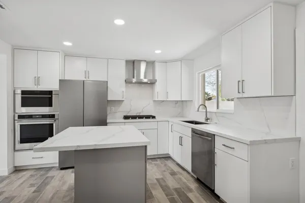 $3,500 | 4144 North 36th Street, Phoenix, AZ 85018