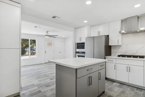 $3,500 | 4144 North 36th Street, Phoenix, AZ 85018