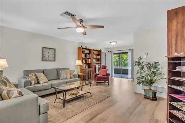 $2,750 | 331 Burke Road, Venice, FL 34293