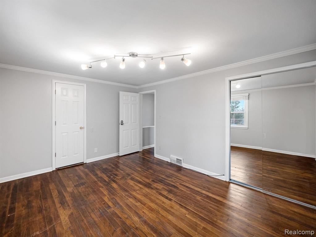 1768 Graefield Road, Unit 30 Birmingham, MI 48009 - Photo 21 of 32