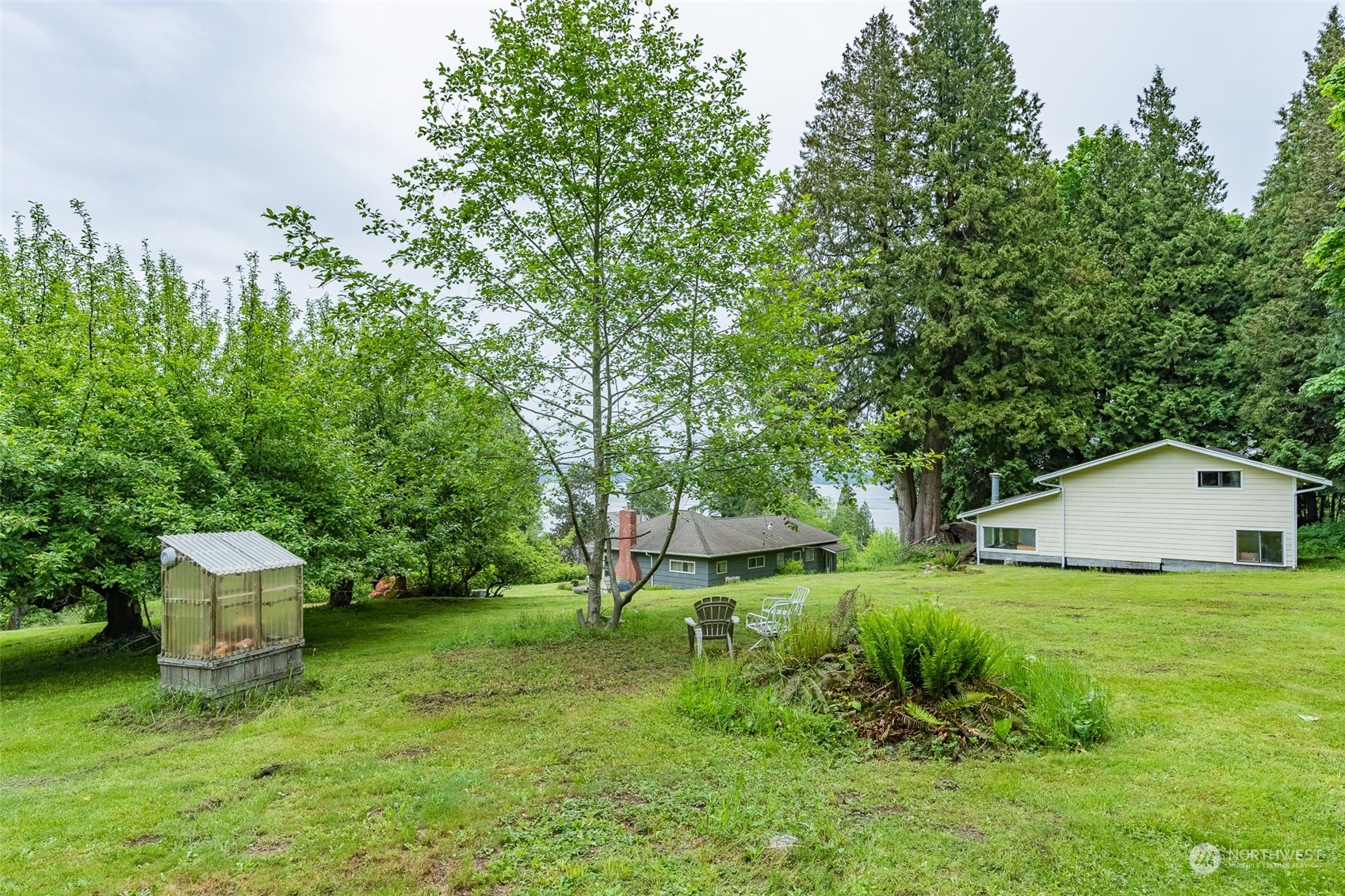 5273 Drayton Harbor Road Blaine, WA 98230 - Photo 17 of 33 a view of a backyard