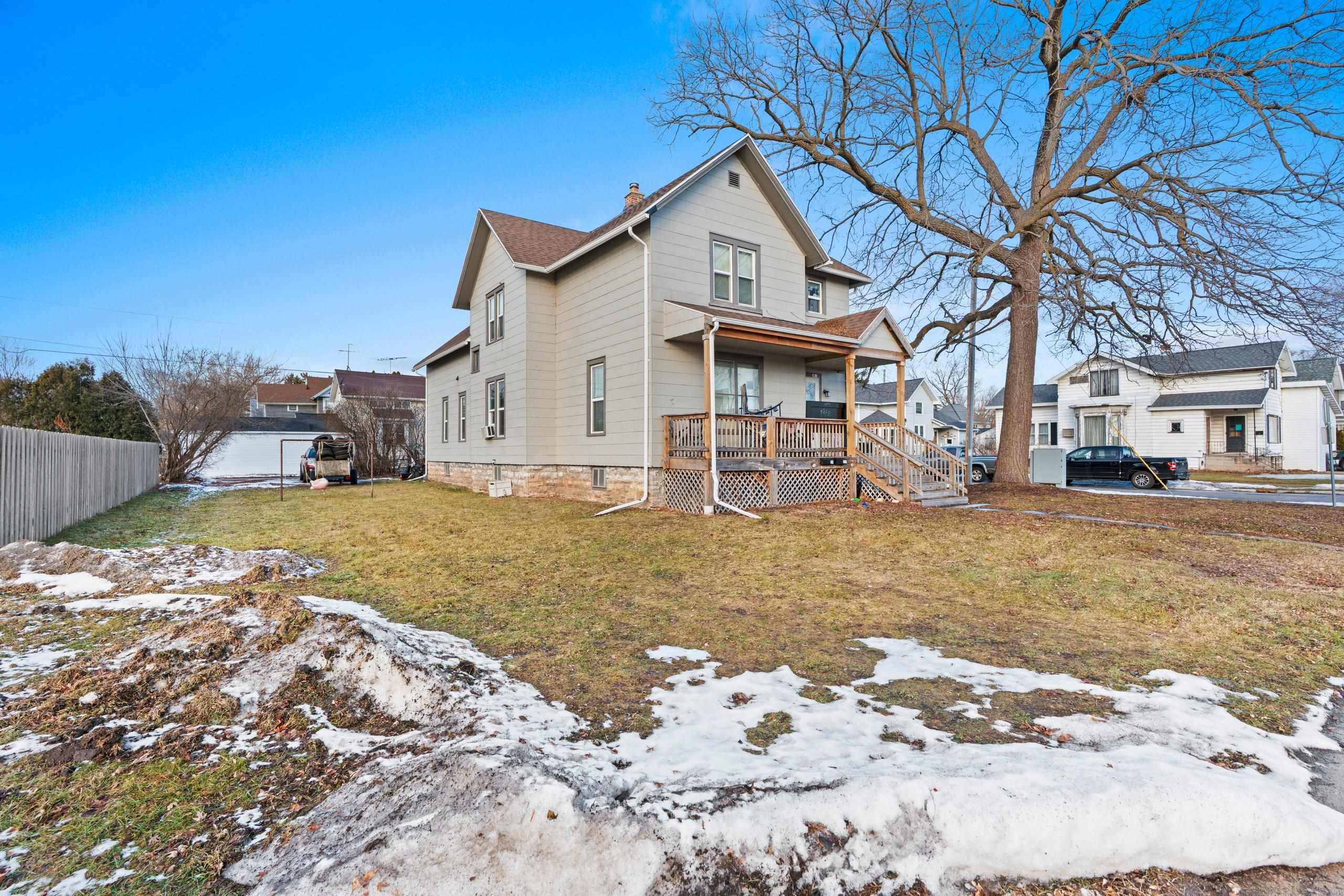 1403 South Main Street Oshkosh, WI 54902 - Photo 33 of 41