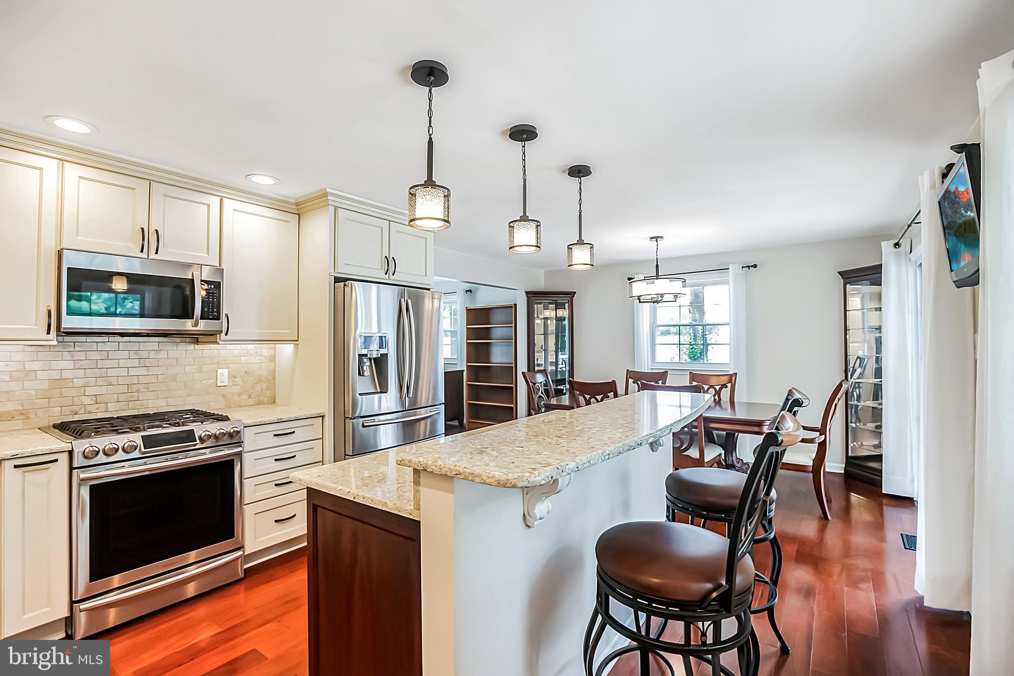 163 Forge Road Delran, NJ 08075 - Photo 10 of 30 Bar seating - bar stools included in sale