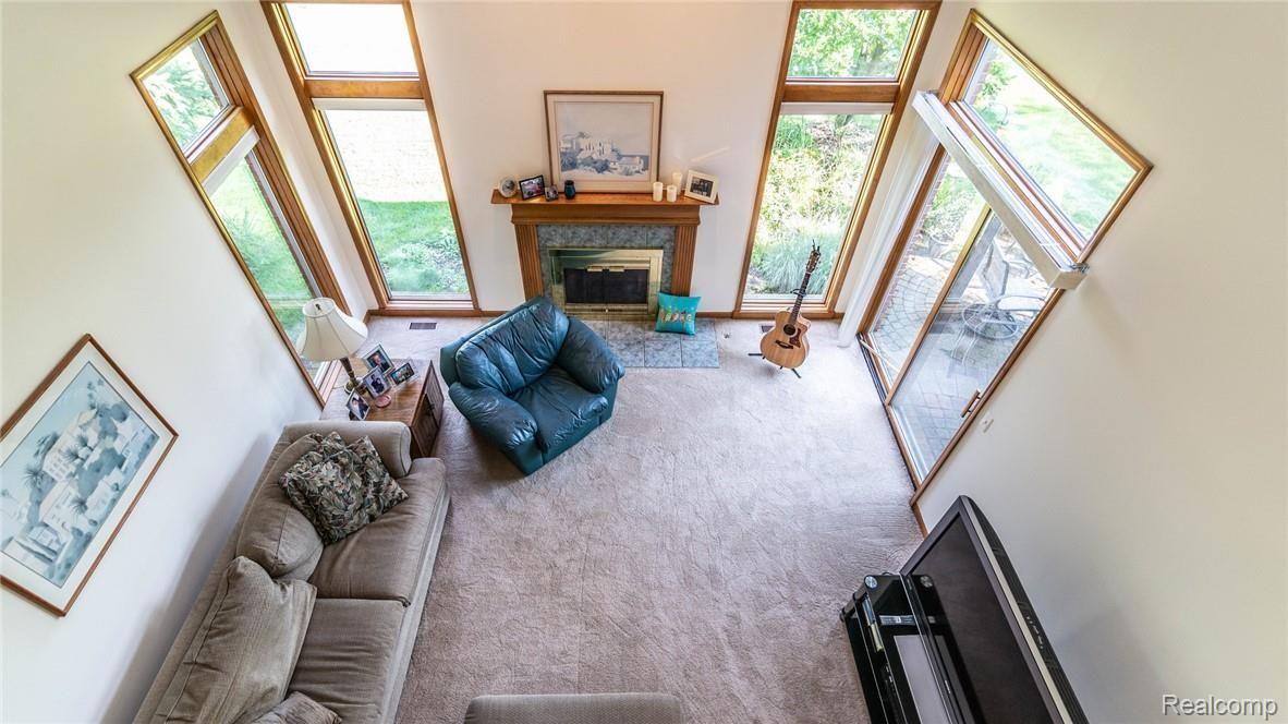 46550 Mornington Road Canton, MI 48188 - Photo 26 of 60 GREAT ROOM VIEW