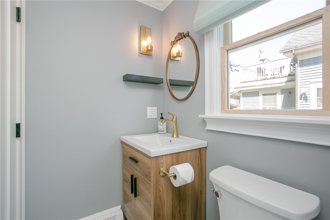 5 Cherry Street Newport, RI 02840 - Photo 12 of 29