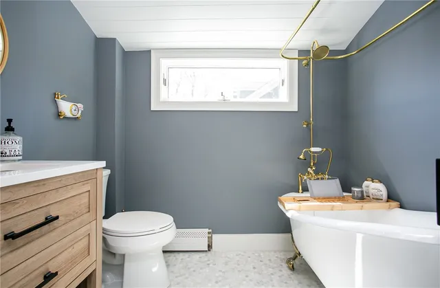 $3,800 | 5 Cherry Street, Newport, RI 02840