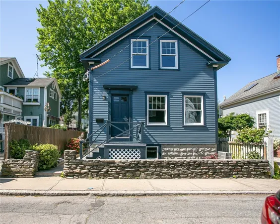 $3,800 | 5 Cherry Street, Newport, RI 02840