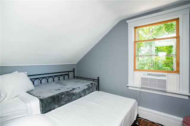 $3,800 | 5 Cherry Street, Newport, RI 02840