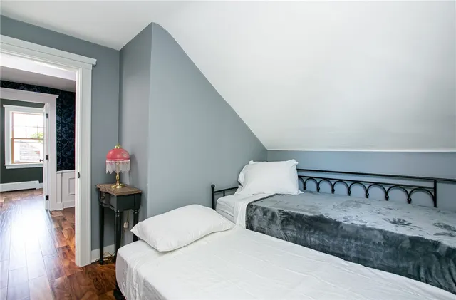 $3,800 | 5 Cherry Street, Newport, RI 02840