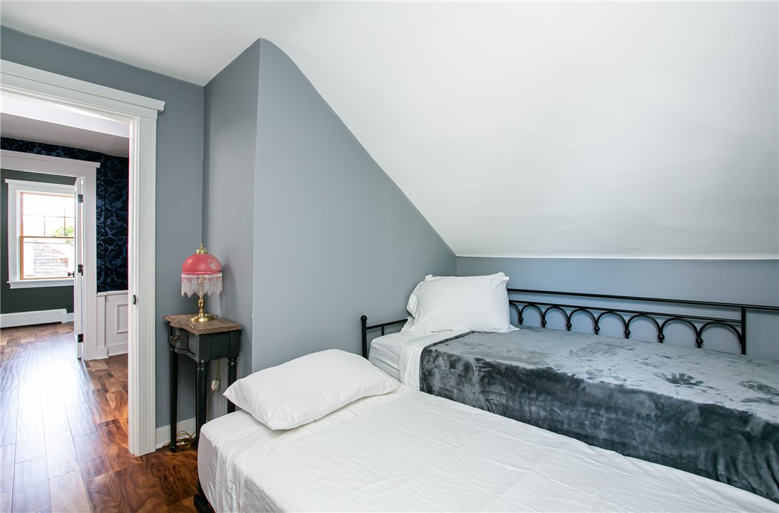 5 Cherry Street Newport, RI 02840 - Photo 27 of 29