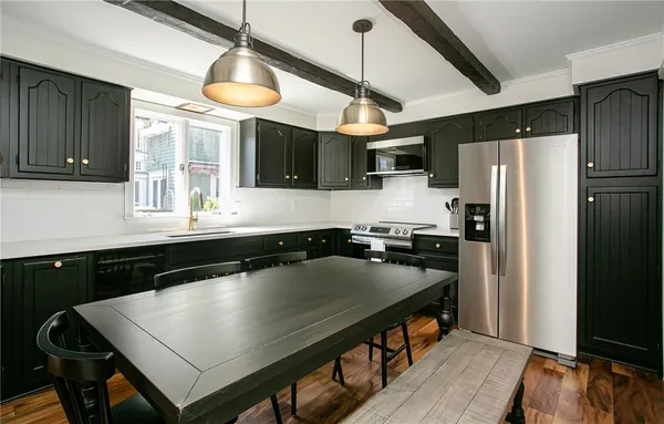$3,800 | 5 Cherry Street, Newport, RI 02840