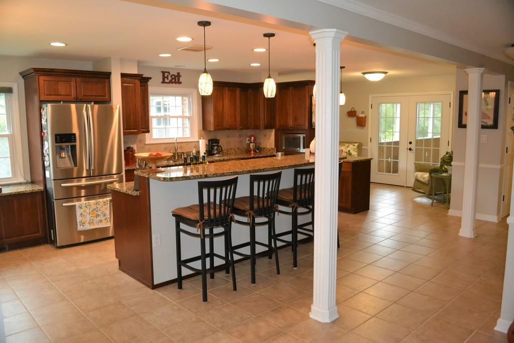4134 North Riverside Drive Columbus, IN 47203 - Photo 9 of 40