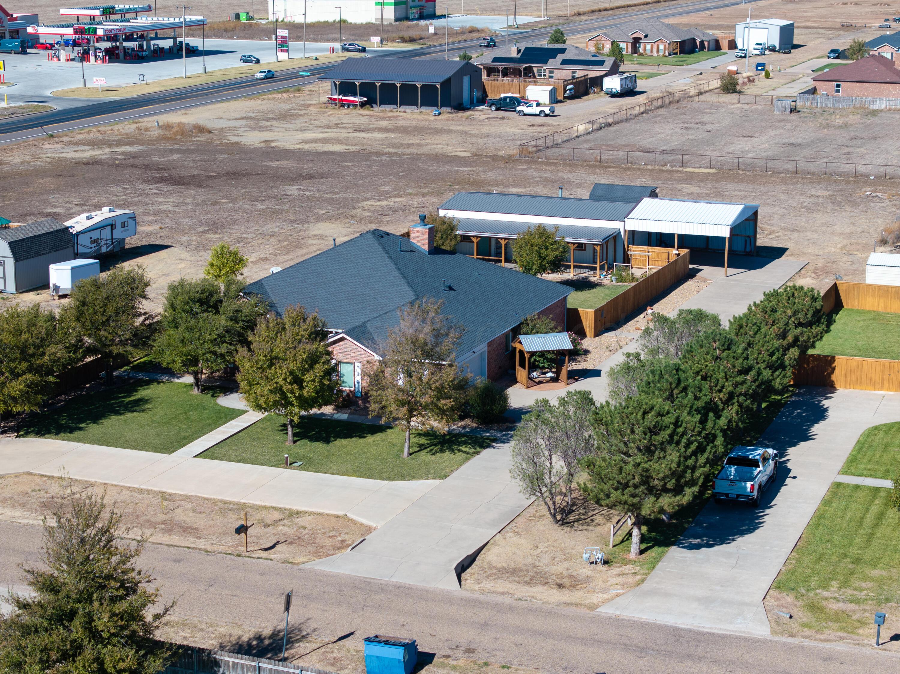 19100 Stone Creek 20251102- 132646
