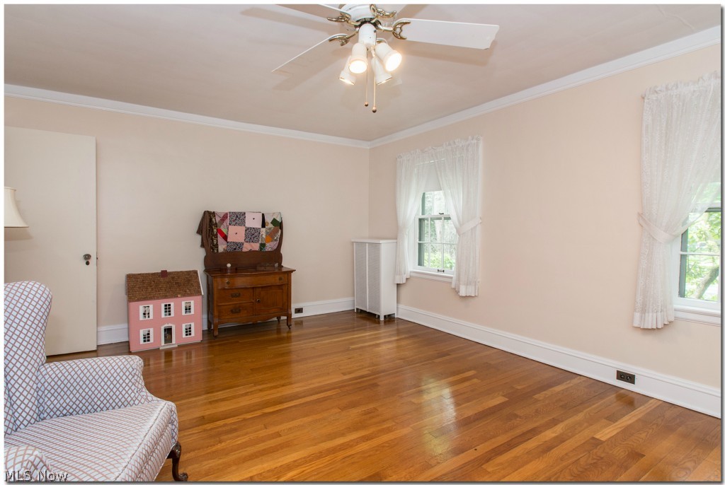 2667 Wicklow Road Cleveland, OH 44120 - Photo 18 of 25 Gallery Image 18