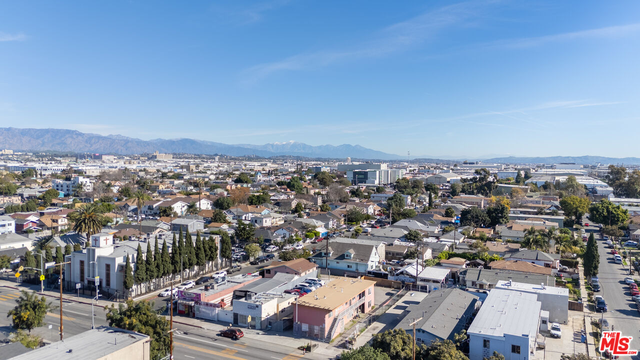 4610 Compton Avenue Los Angeles, CA 90011 - Photo 11 of 12