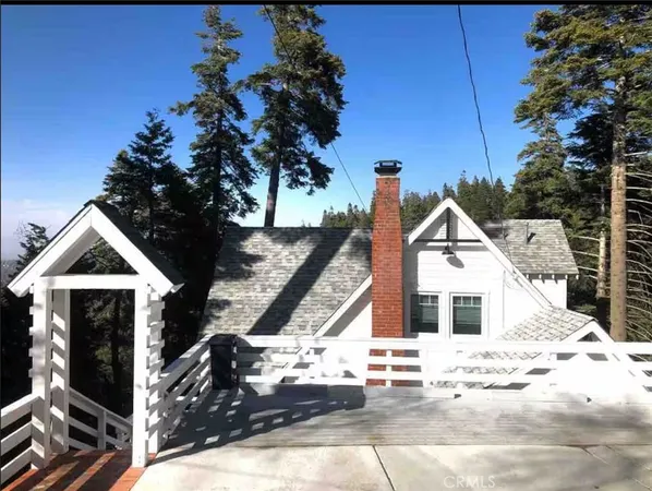$3,900 | 739 Kings Court, Lake Arrowhead, CA 92352