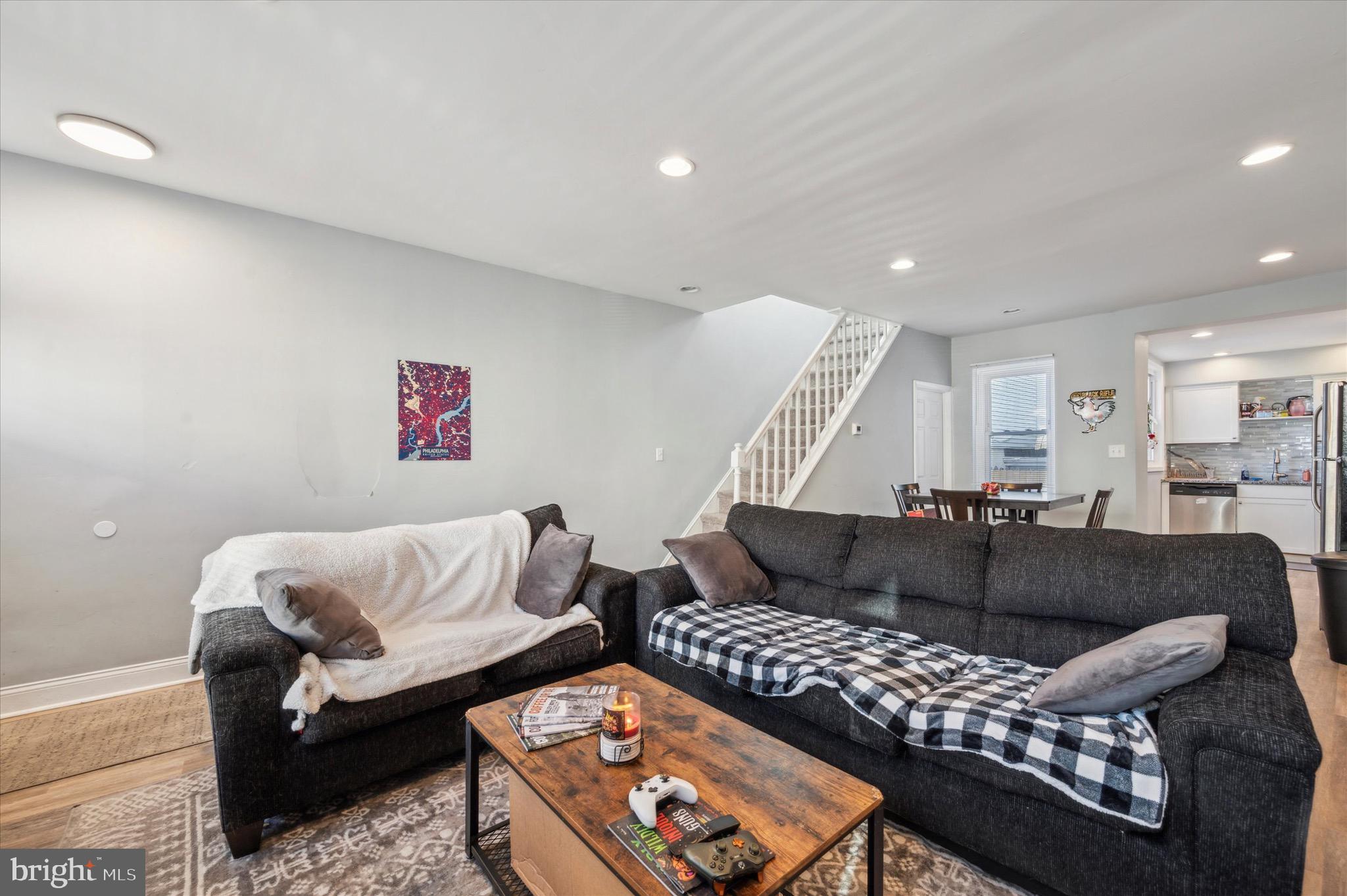 4520 Wilde Street Philadelphia, PA 19127 - Photo 2 of 14