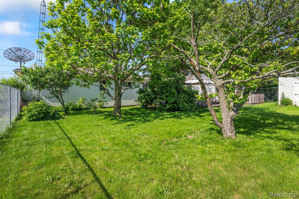 5304 East Frances Road Mount Morris, MI 48458 - Photo 34 of 43