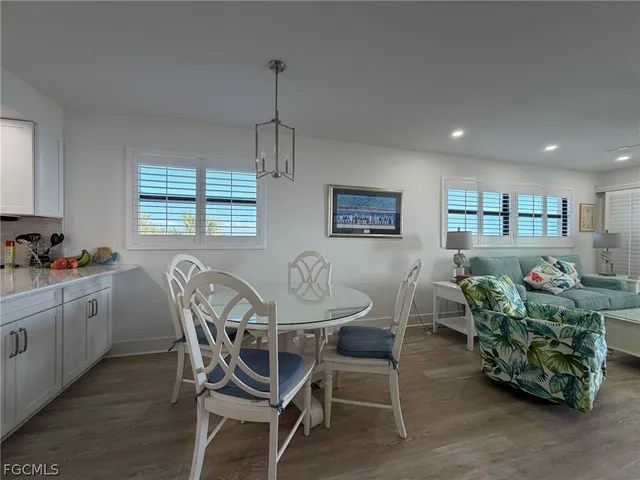 $985,000 | 2230 Camino Del Mar, Unit 1D2, Sanibel, FL 33957