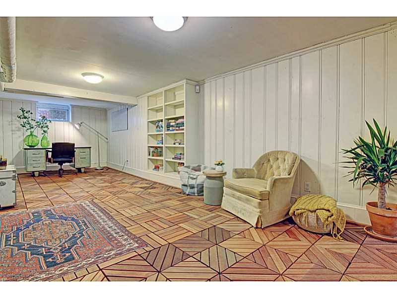 102 Dexterdale Road Providence, RI 02906 - Photo 21 of 25 Den/Family/Great Room.